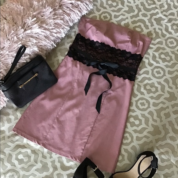 Dress - Picture 3 of 8